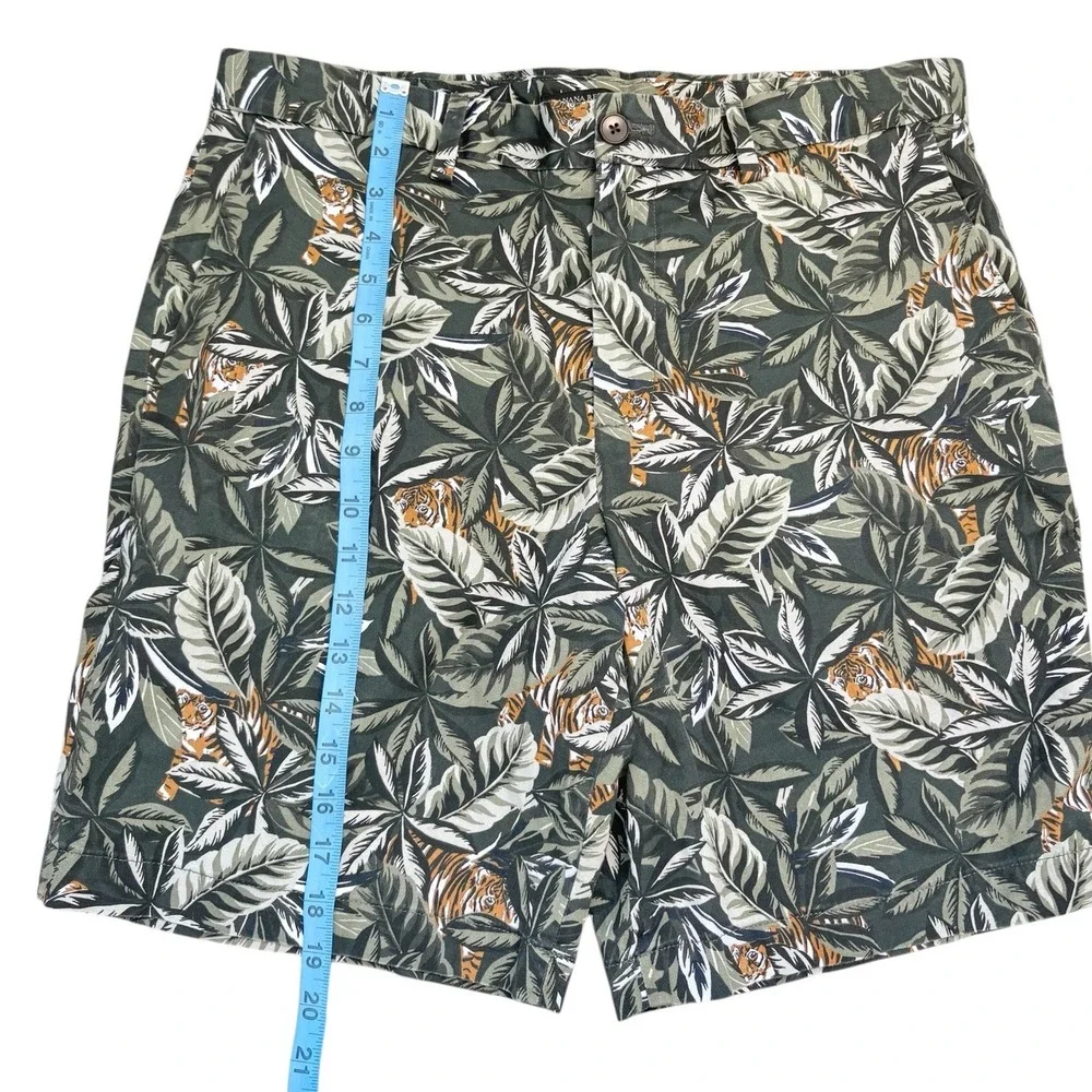 Banana Republic Aiden Shorts Mens 34 Green Tiger Tropical Palm‎ Leaf Print Slim
